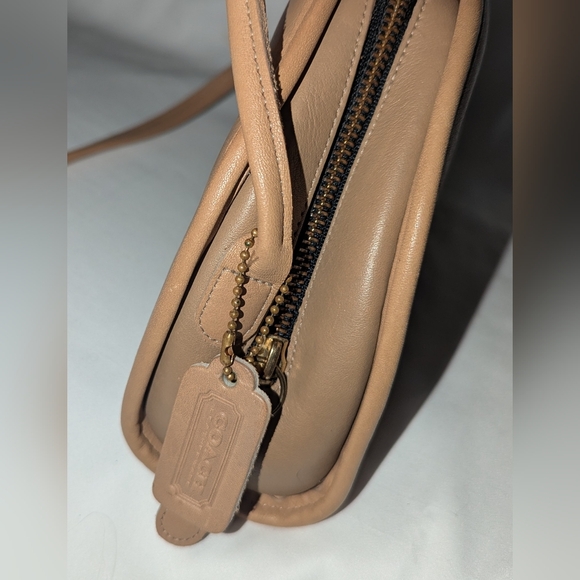 Coach Vintage Kimball Tan Leather Crossbody Bag.230 - Picture 4 of 9